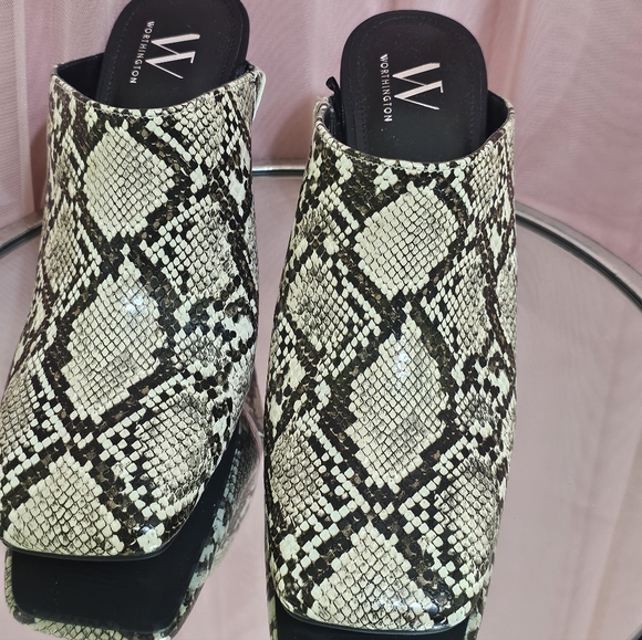 Worthington Black and Cream Snakeskin Mules - Picture 3 of 4
